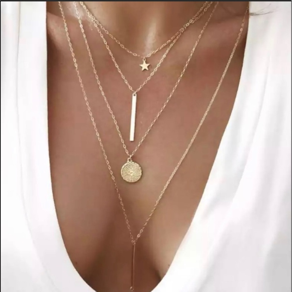 ✨FREE NECKLACE WITH EVERY PURCHASE✨ - Picture 3 of 4